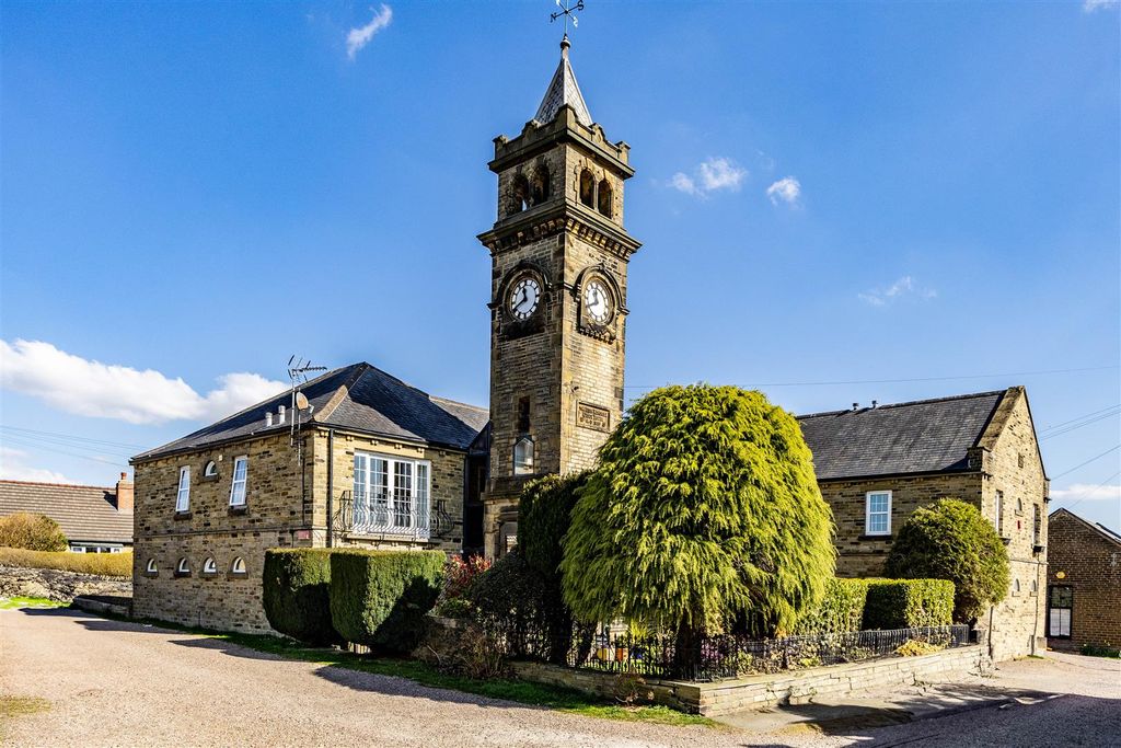 Property photo 1 of 28 2Ecwyke-020425-28.Jpg