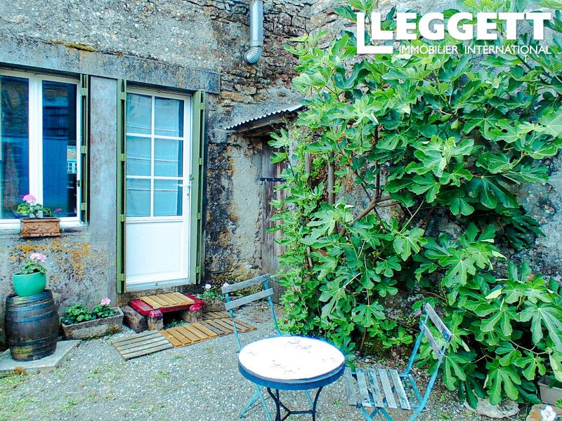 Property photo 2 of 10