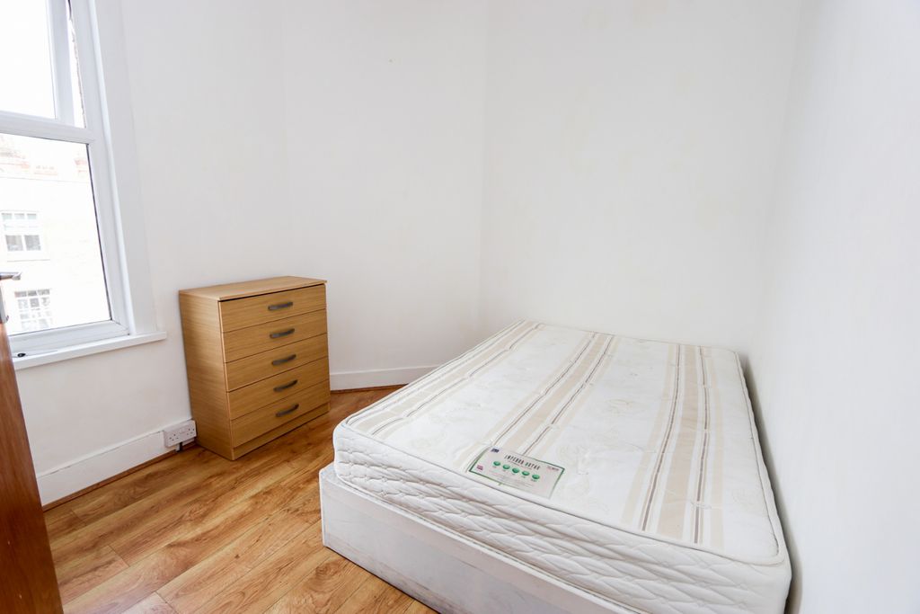 Property photo 2 of 10 Gallery