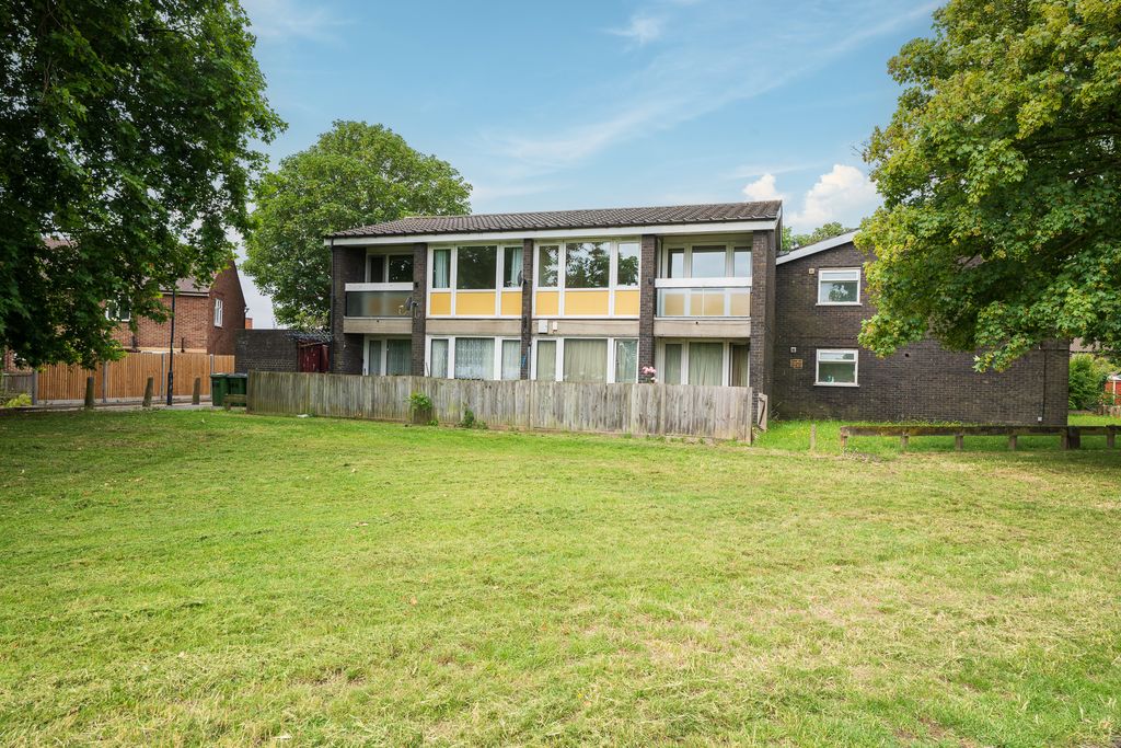 Property photo 1 of 6