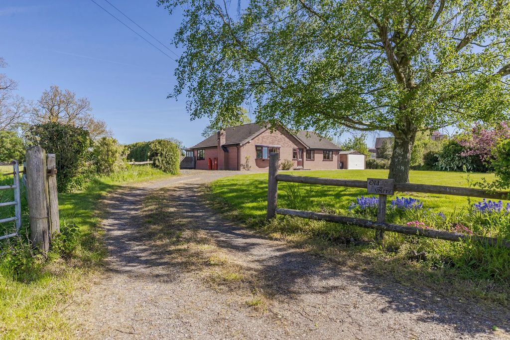 Property photo 2 of 23