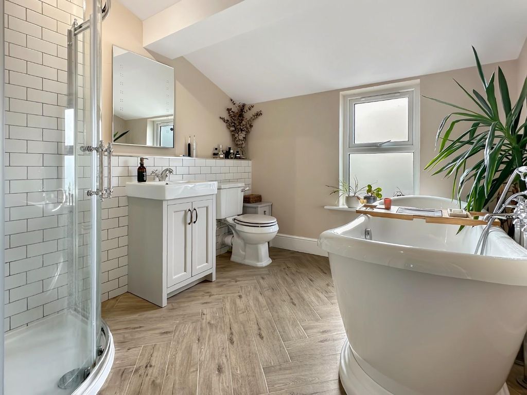 Property photo 3 of 17 Img (4).Jpg