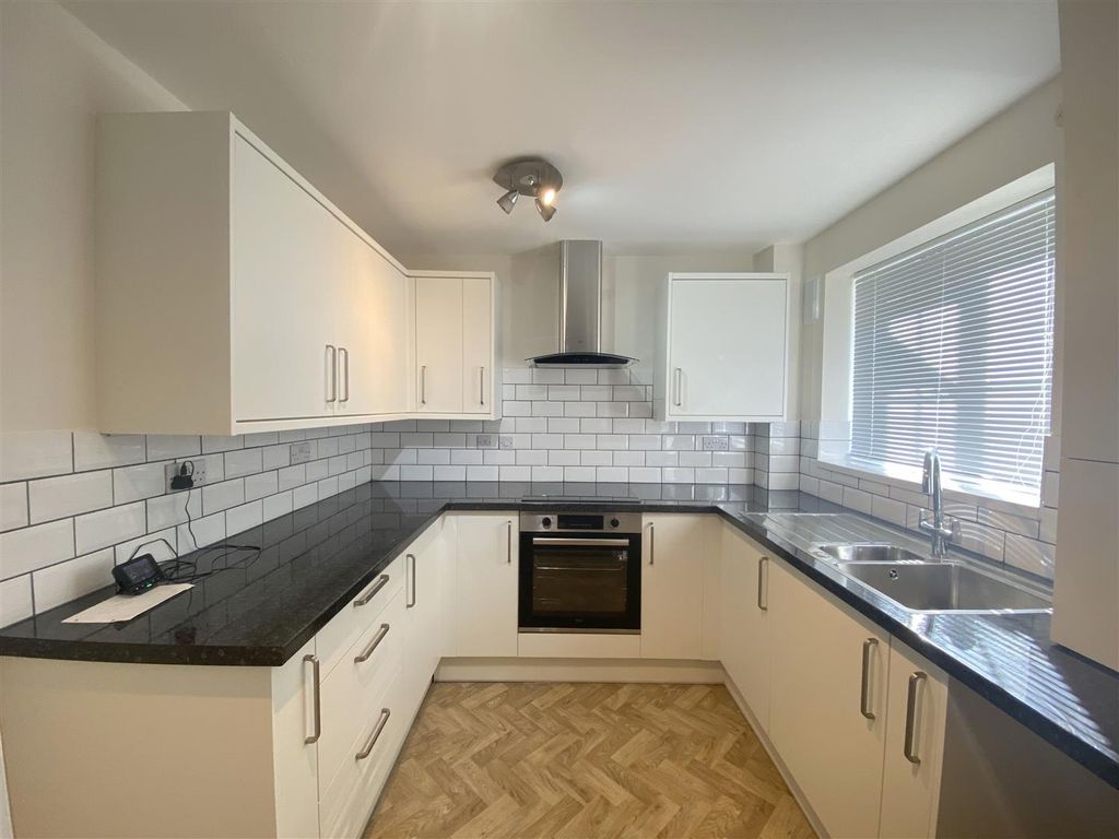 Property photo 2 of 9 Img_4979.Jpg