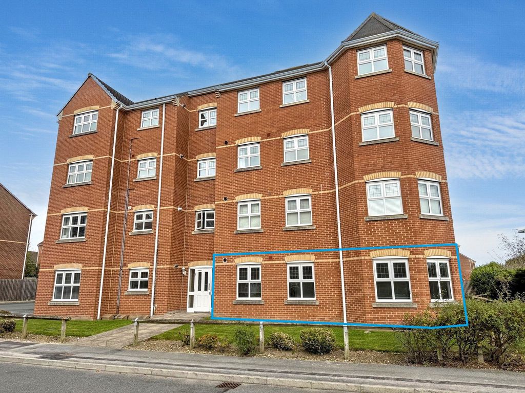 Property photo 1 of 18