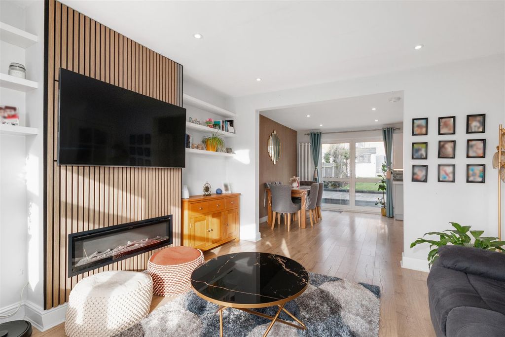 Property photo 3 of 12 Rougemont Avenue