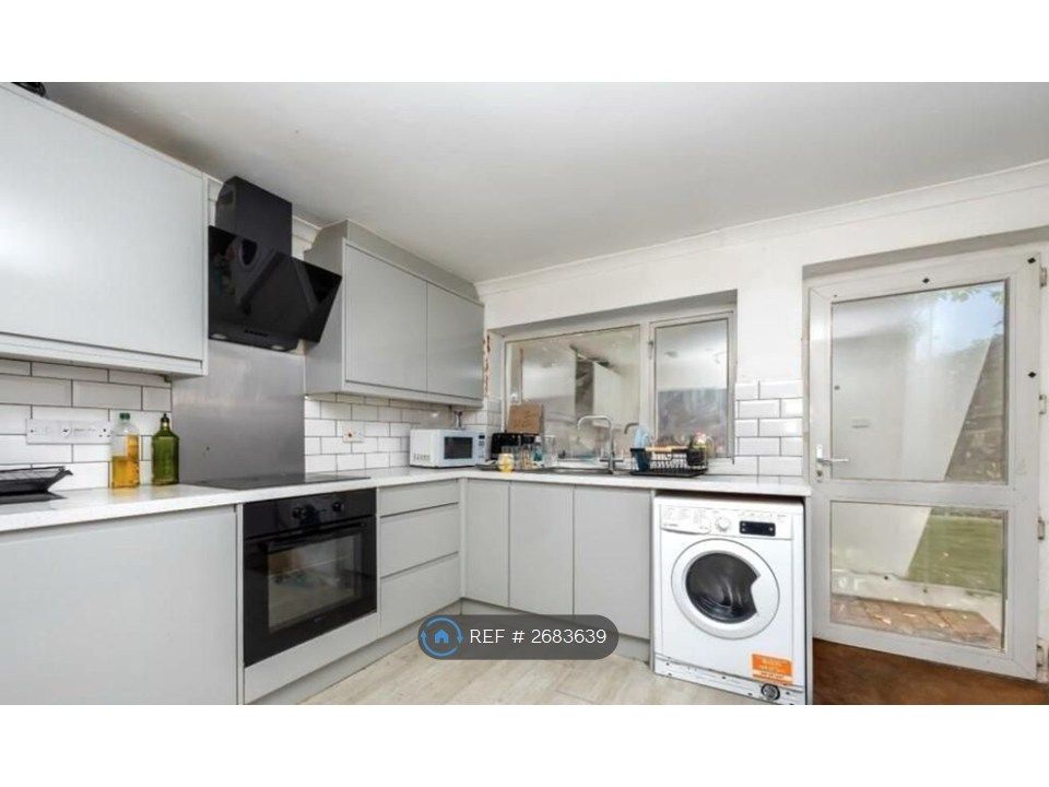 Property photo 2 of 10 Open Plan Kitchen And Communal Space