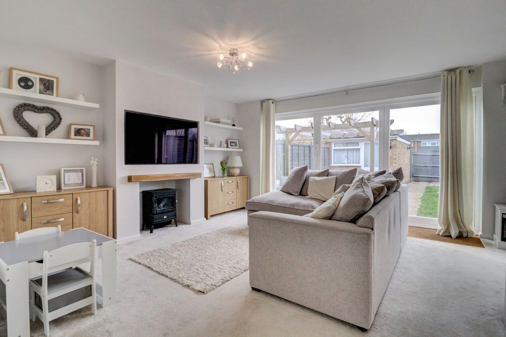 Property photo 2 of 14 Picture No. 02