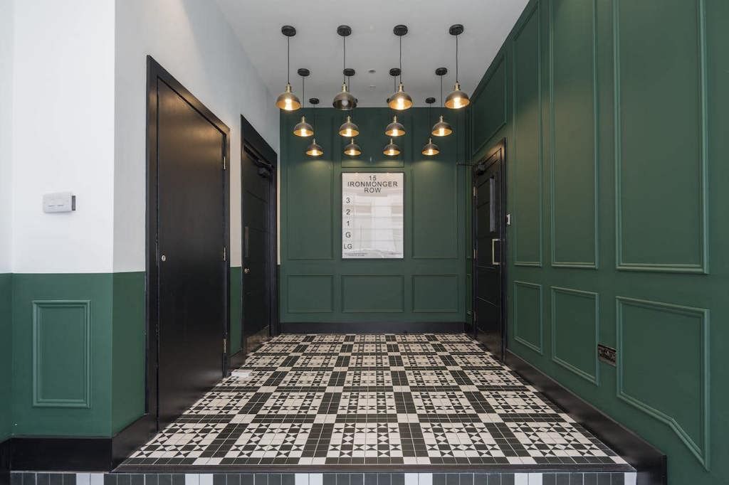 Property photo 2 of 7 Photo 6