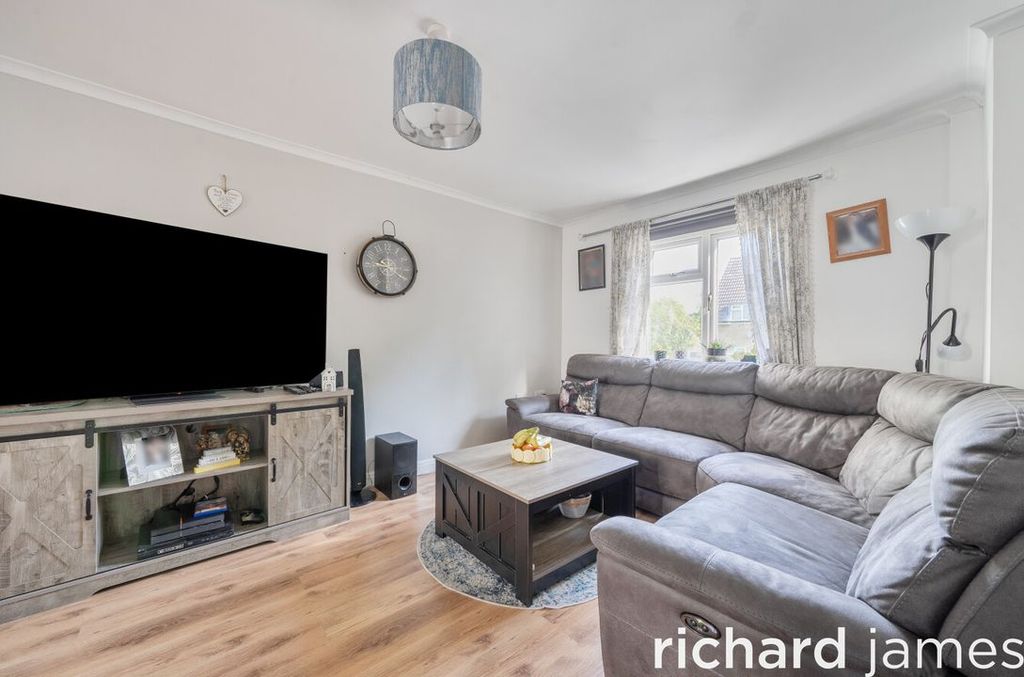 Property photo 2 of 11 78B3A2Ca95294Bf8823729De8A30A5A3