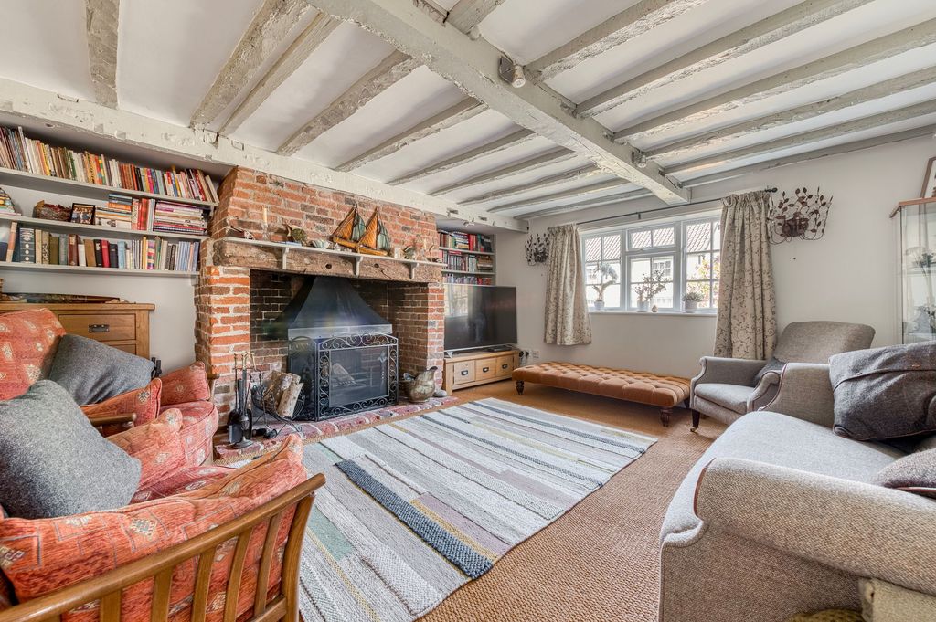 Property photo 3 of 29