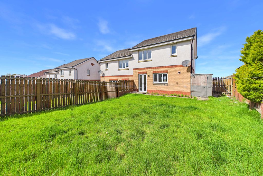 Additional image 11 of 3 bed semi-detached house to rentWhitehaugh Road G53