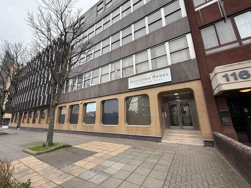 Property photo 3 of 15 Gallery