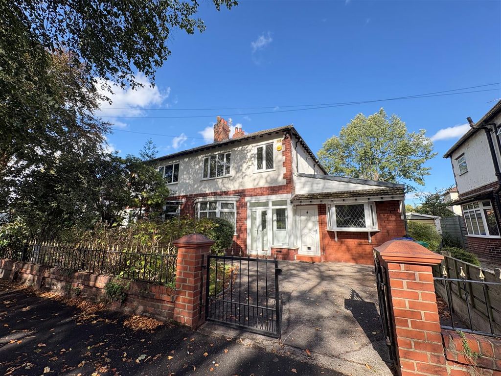 Property photo 1 of 33