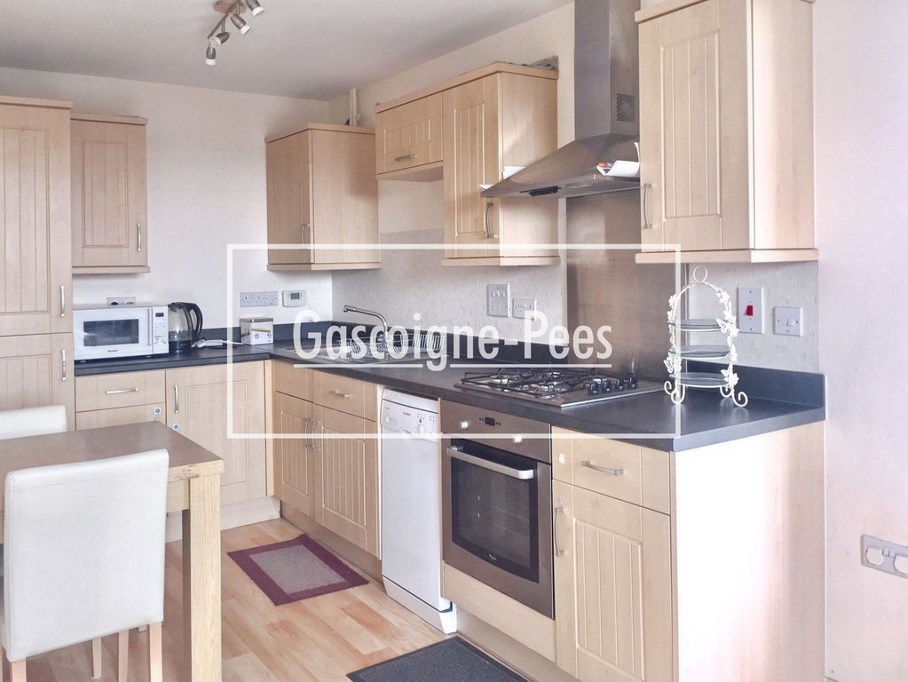 Property photo 3 of 10