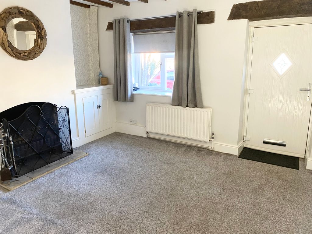 Property photo 2 of 8 Front Reception