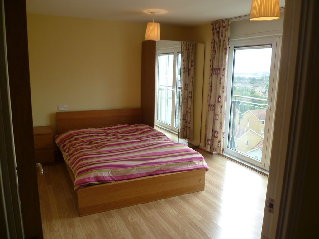 Property photo 2 of 8