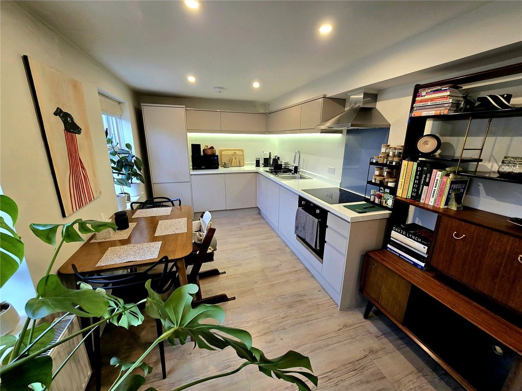 Property photo 2 of 9 Picture No. 01