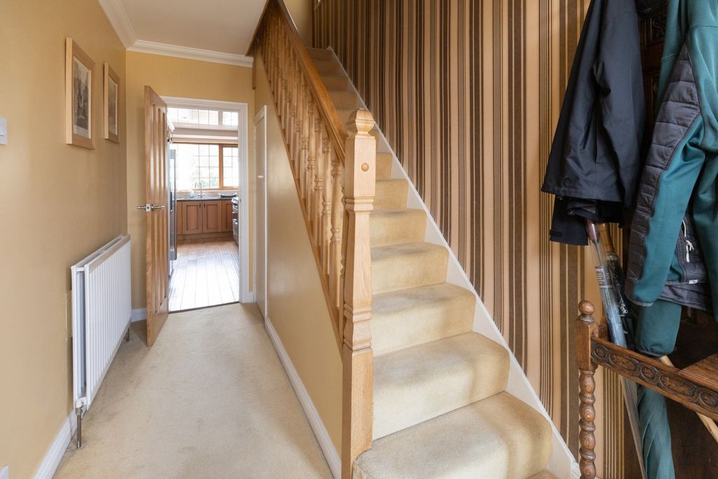 Property photo 3 of 27 Hallway