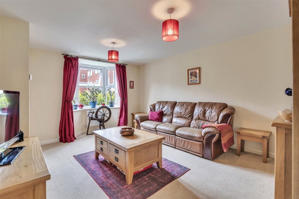 Property photo 2 of 19 Picture No. 21