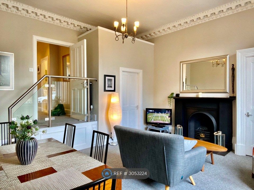 Property photo 1 of 13 Lounge/Dining Room