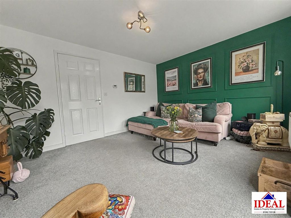 Property photo 3 of 16 Image00011 (5).Jpg