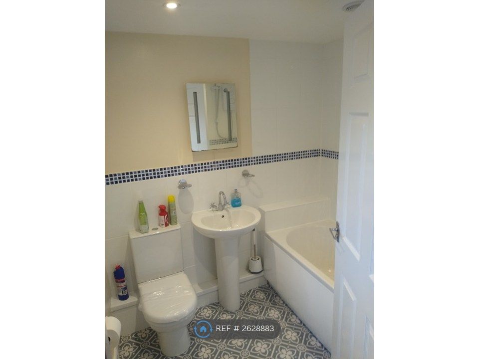 Property photo 3 of 8