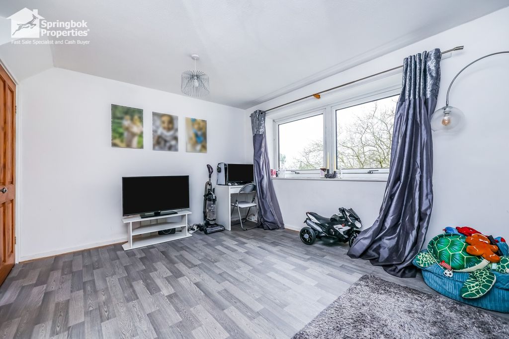 Property photo 2 of 8 Image 2