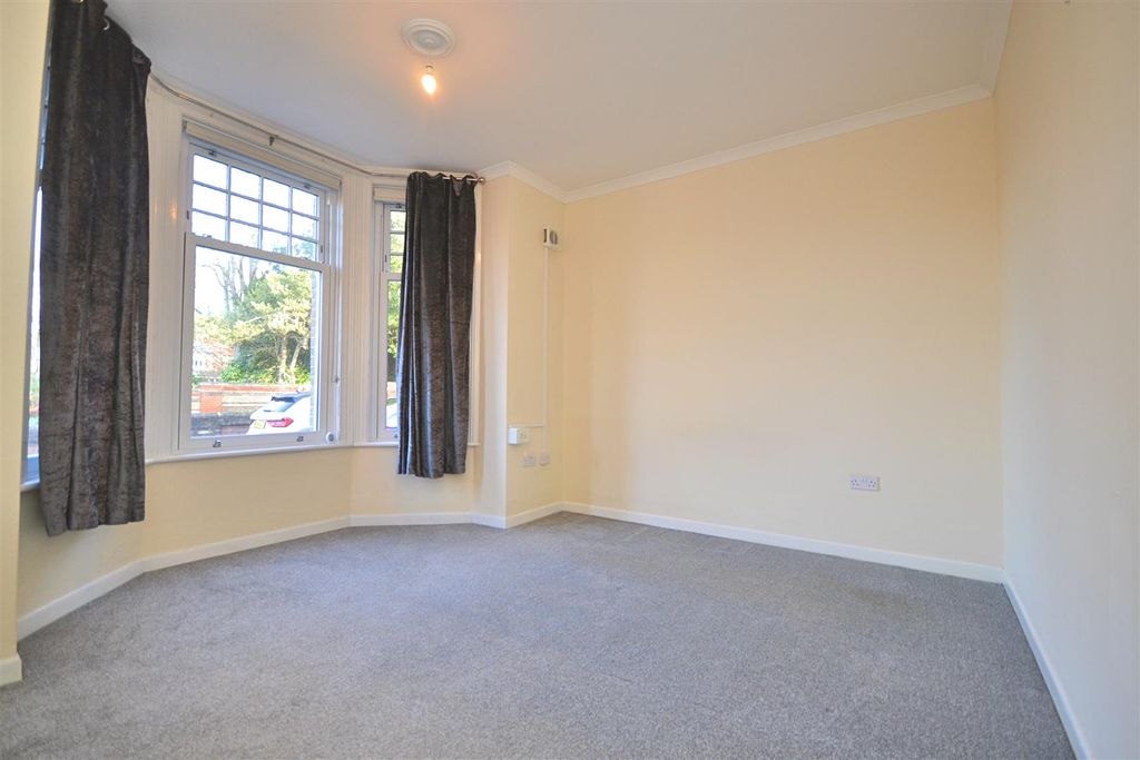 Property photo 3 of 17 64.Png