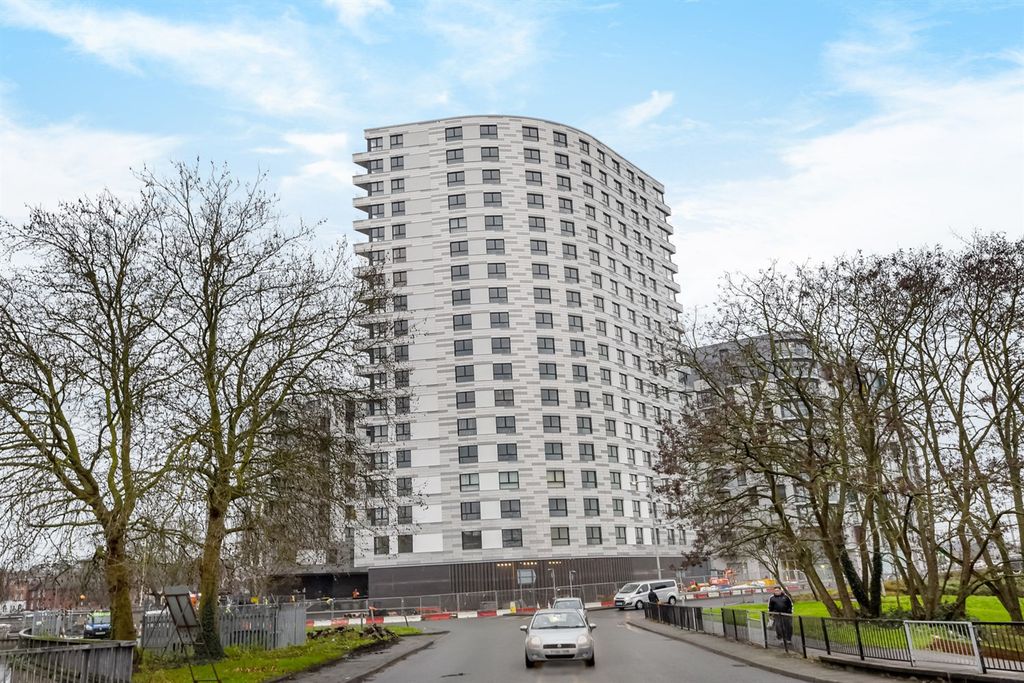 Property photo 1 of 7 Main (Main)