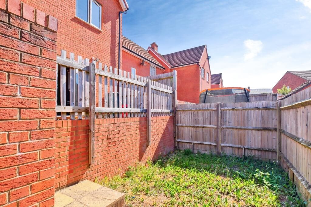 Property photo 3 of 14