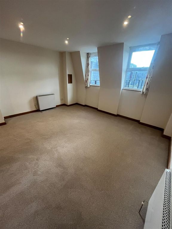 Property photo 2 of 16 1863.Jpg