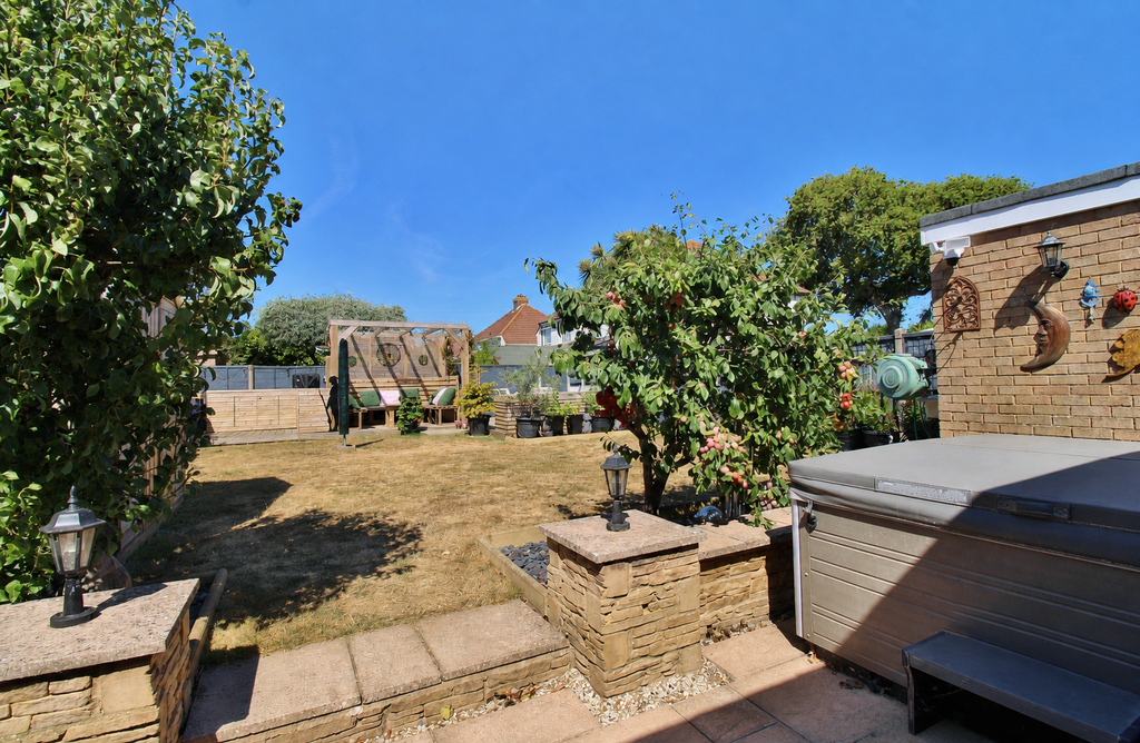 Property photo 2 of 46