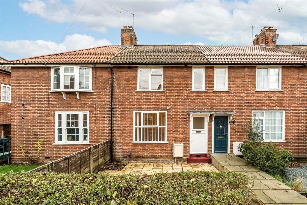 Property photo 1 of 6