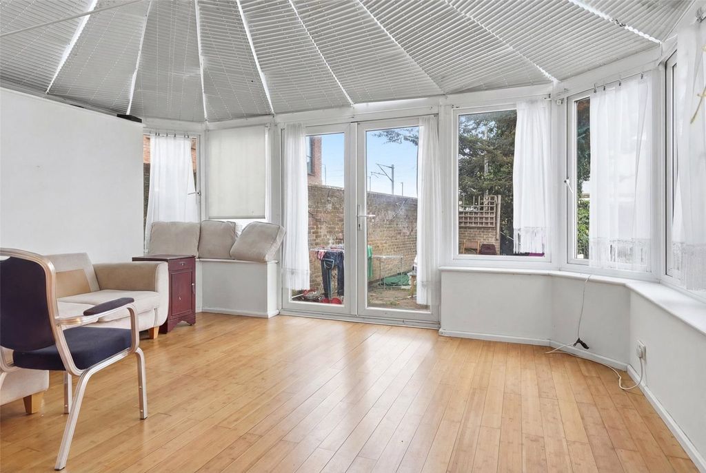 Property photo 1 of 12 Picture No. 04