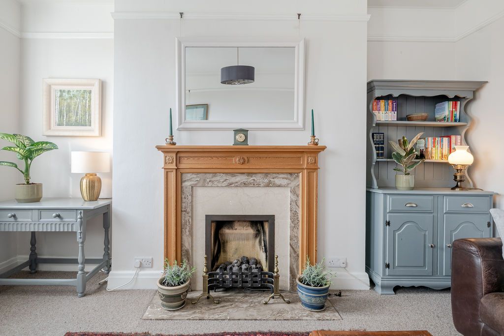 Property photo 3 of 9 Photo 10