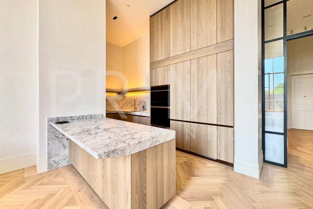 Property photo 2 of 12 Tw3B2 (5).Jpg