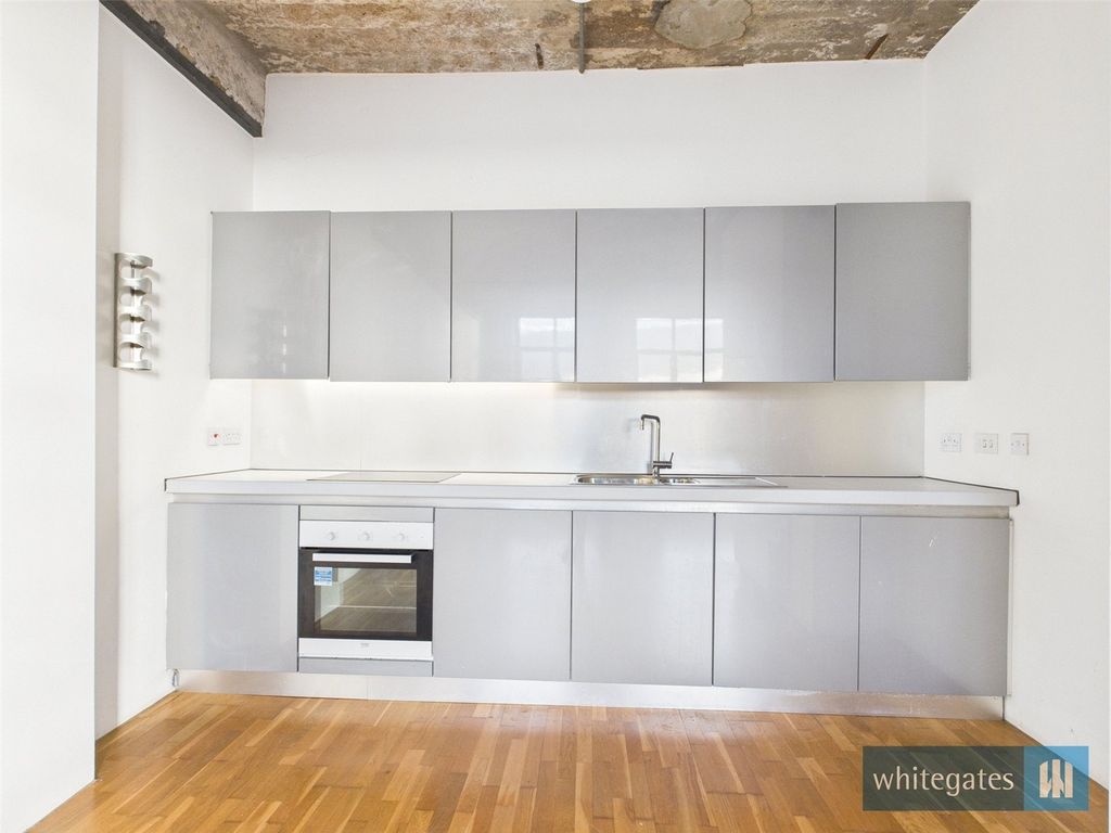 Property photo 3 of 8 Picture No. 07