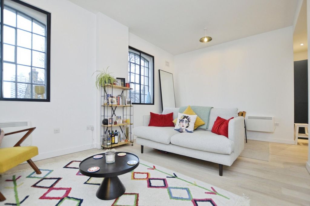 Property photo 2 of 17 Living Room