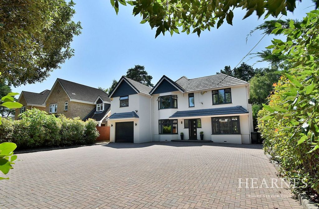 Property photo 1 of 30