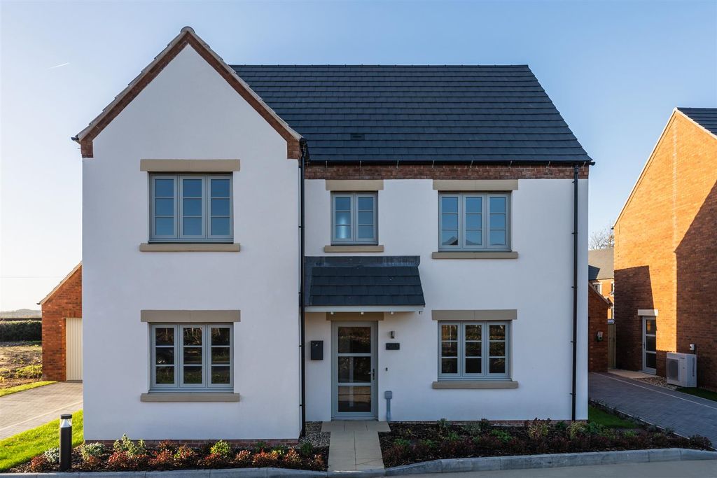 Property photo 1 of 20 Exterior