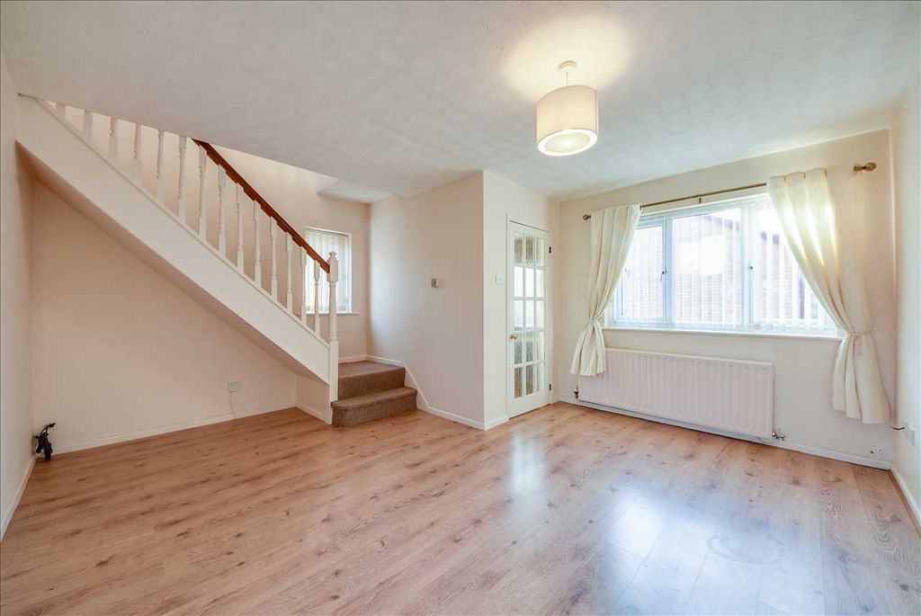 Property photo 2 of 13