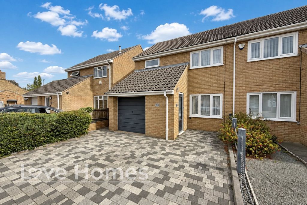 Property photo 1 of 15 5503532