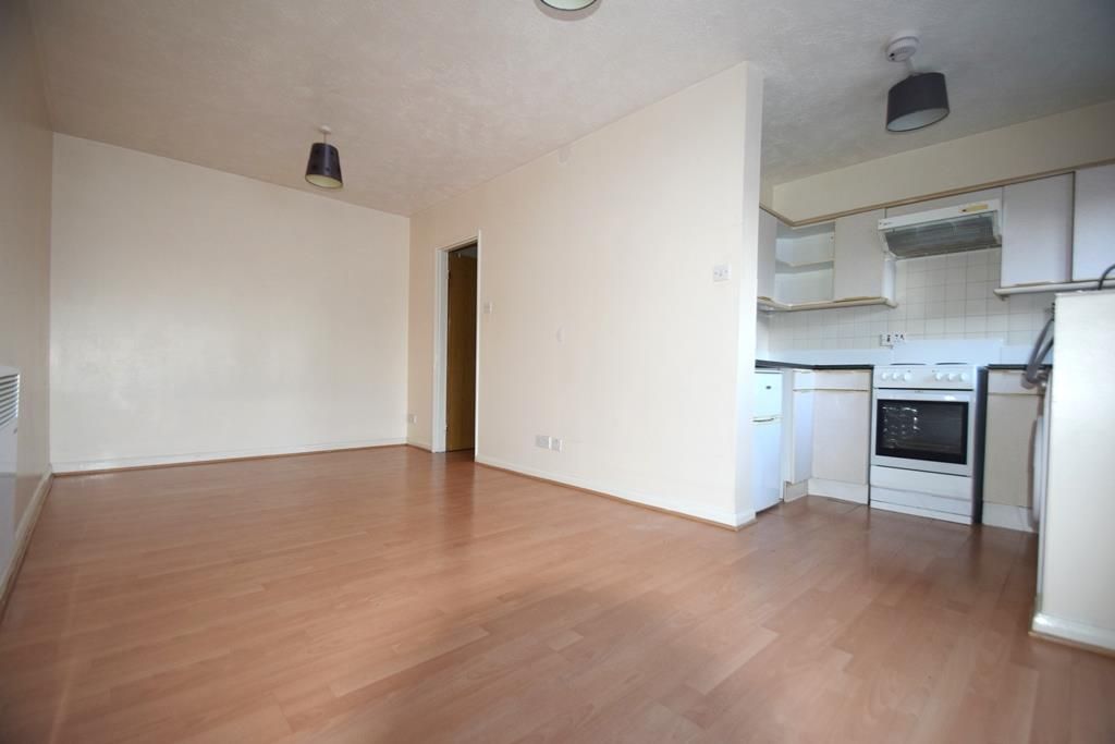 Property photo 2 of 5 Living Space