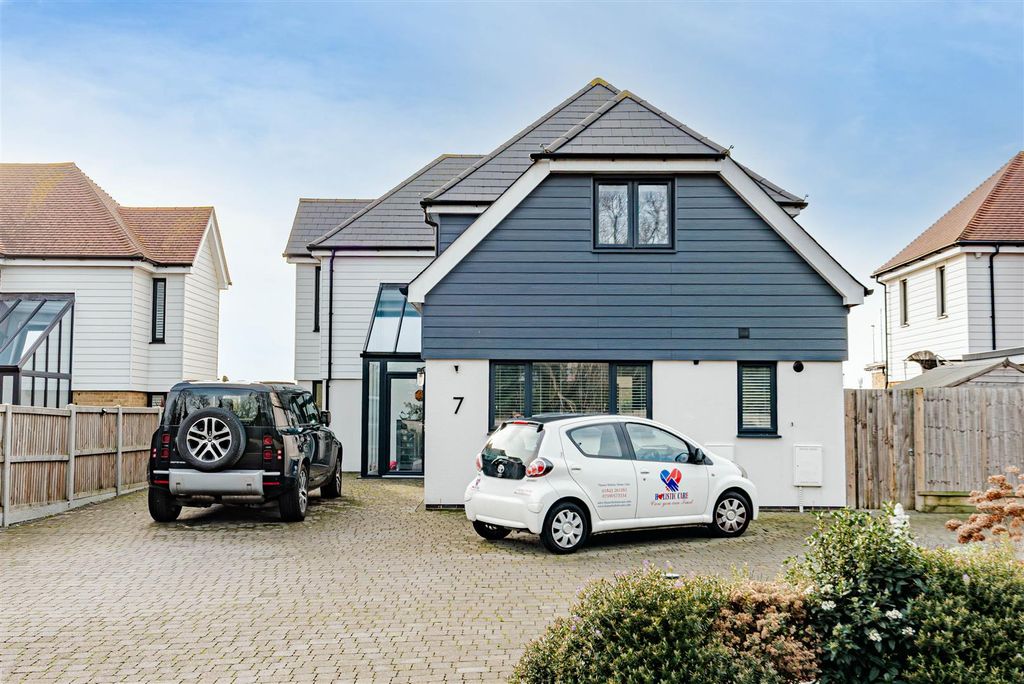 Property photo 1 of 36 L J Imaging-26.Jpg