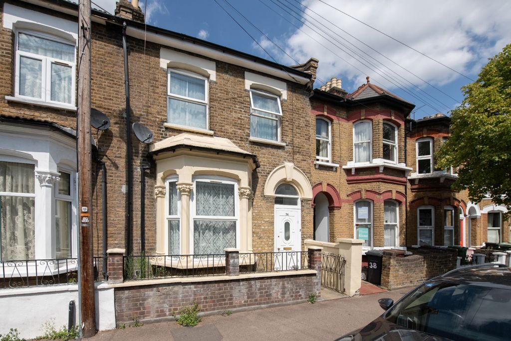 Property photo 1 of 28 5300120