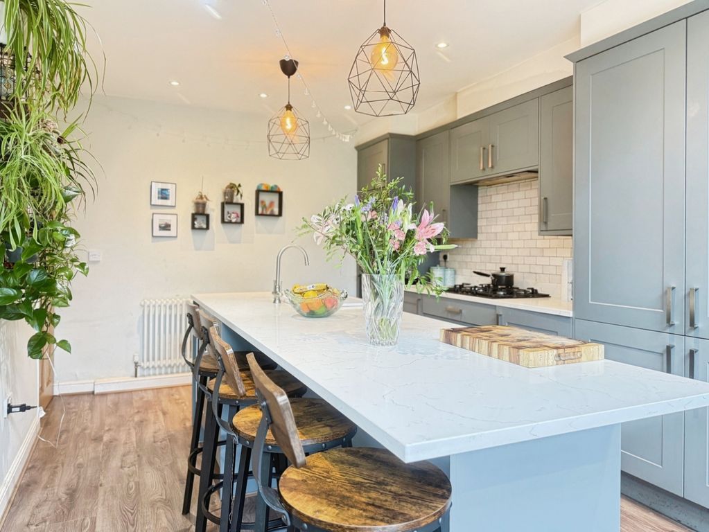 Property photo 2 of 18 Kitchen/Living/Dining