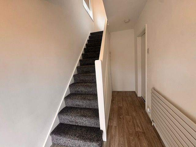 Property photo 3 of 25
