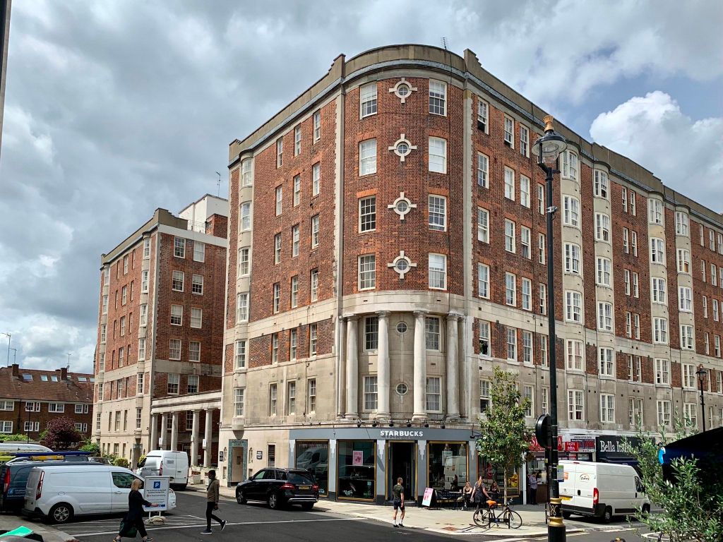 Property photo 2 of 3