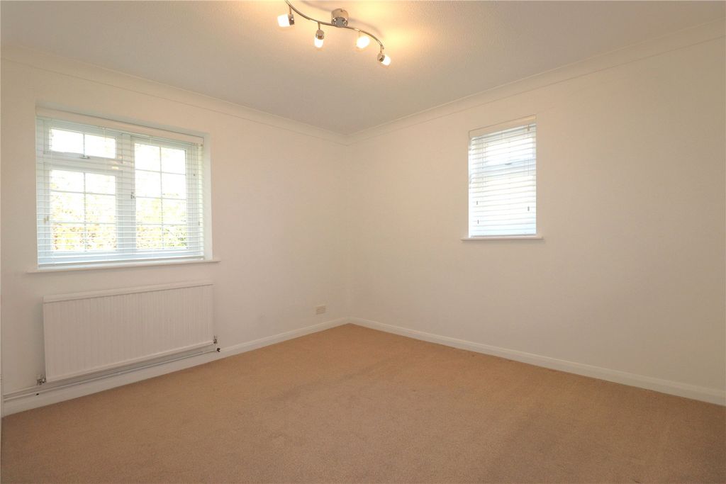 Property photo 3 of 6 Picture No. 08