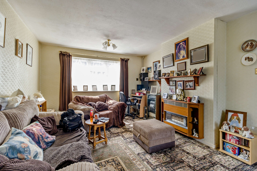 Property photo 2 of 11